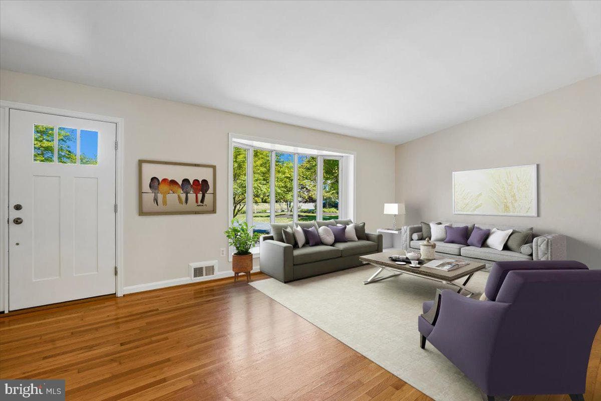 4207 Adrienne Drive photo 19