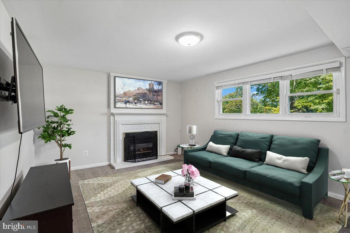 4207 Adrienne Drive photo 24