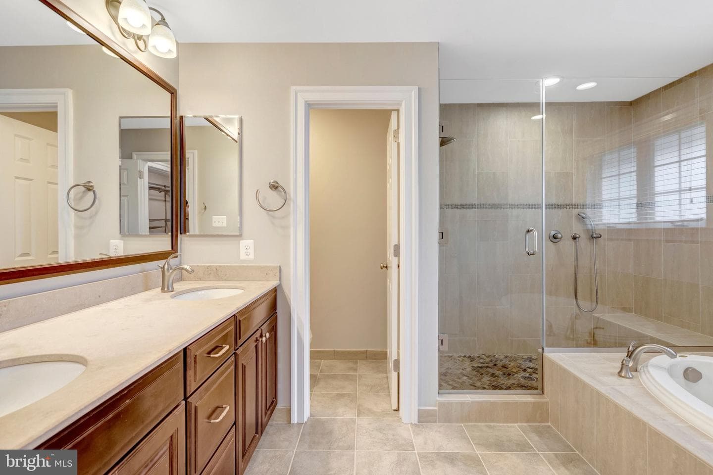 4510 Rhett Ln photo 22