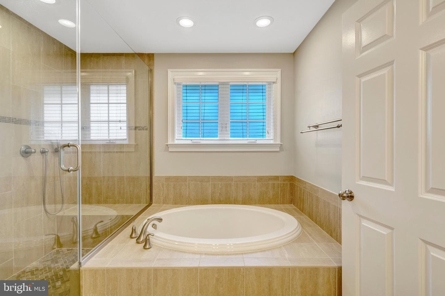 4510 Rhett Ln photo 24