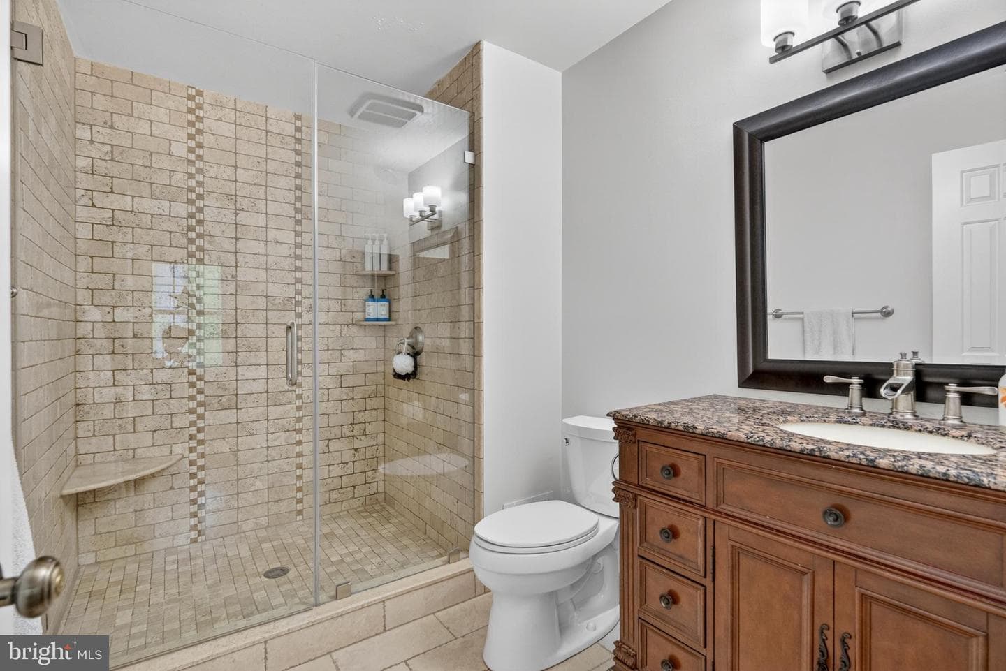 5900 Innisvale Drive photo 27