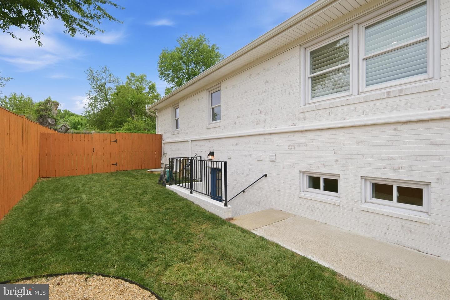 6368 Hillcrest Place photo 33