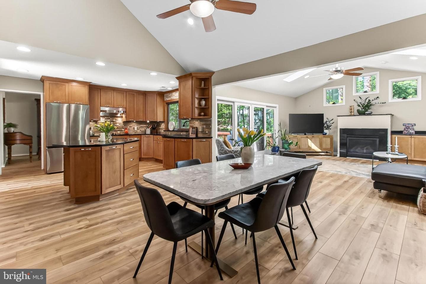 10714 Midsummer Drive photo 13
