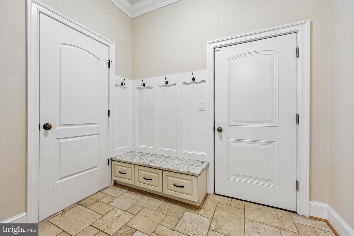 7008 Hamel Hill Court photo 35