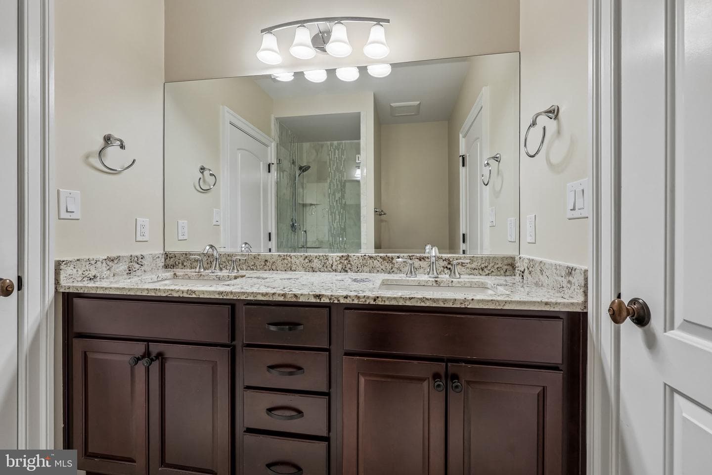 7008 Hamel Hill Court photo 57