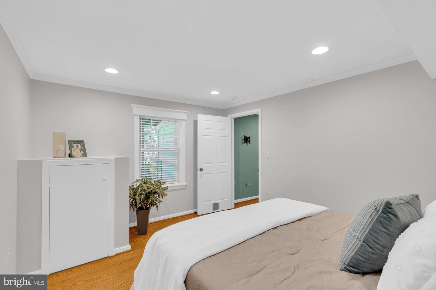 8323 Argent Circle photo 50