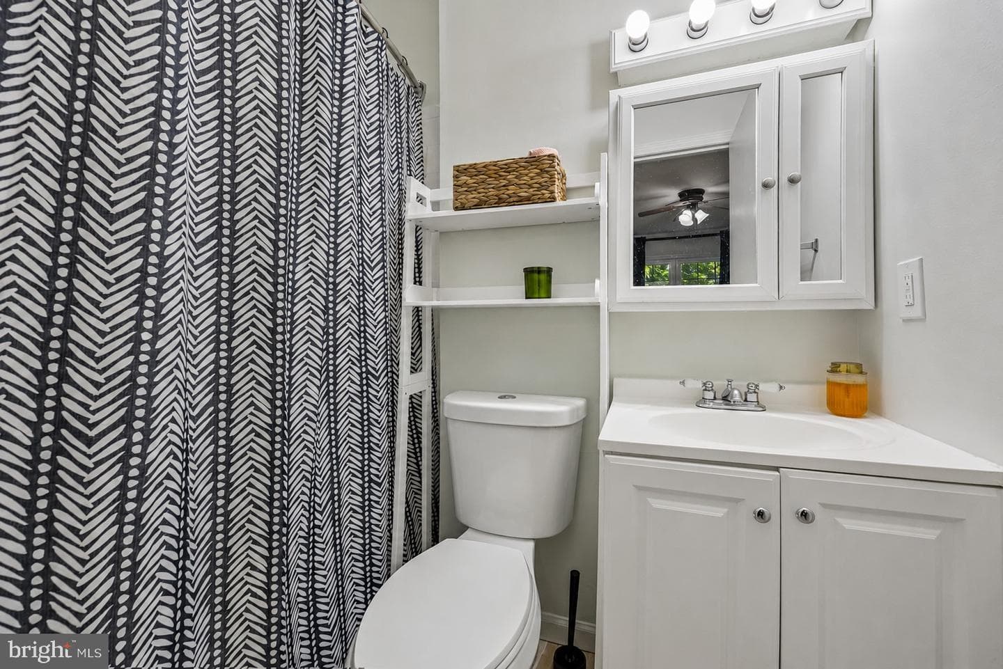 9899 Hagel Circle photo 23