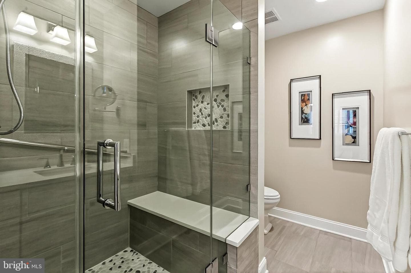 2903 Saintsbury Plaza #203 photo 32