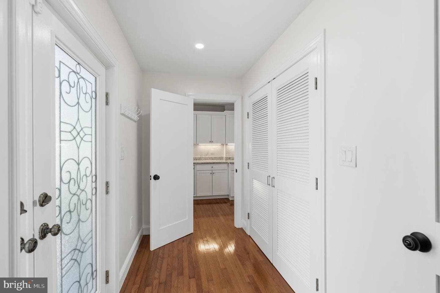 6634 Harriett Street photo 22