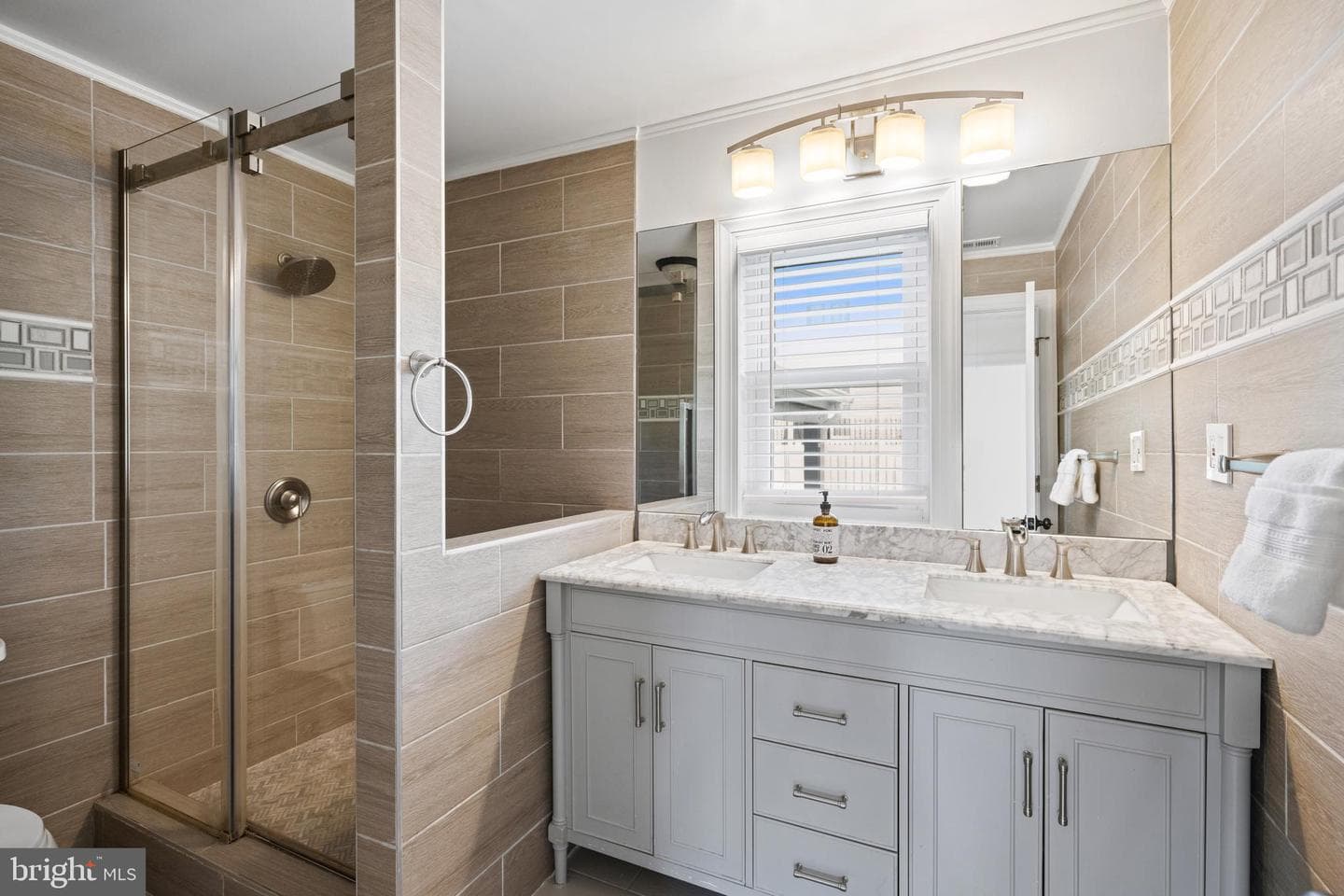 6634 Harriett Street photo 39