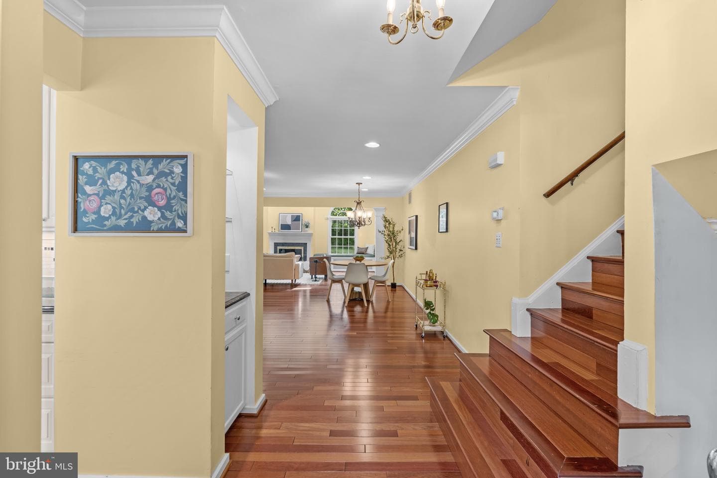 5015 Gadsen Drive photo 4