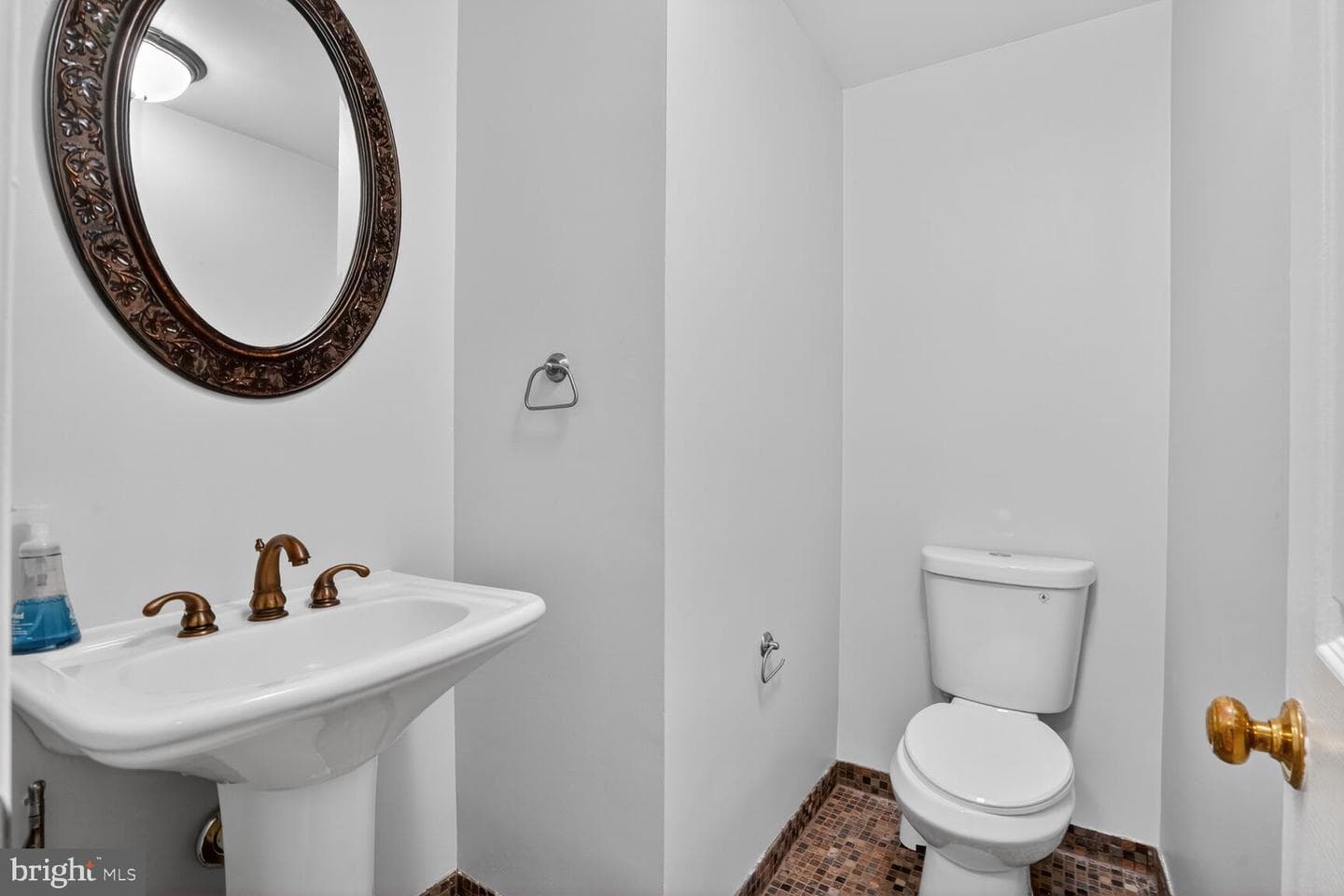 8408 Millwood Drive photo 20