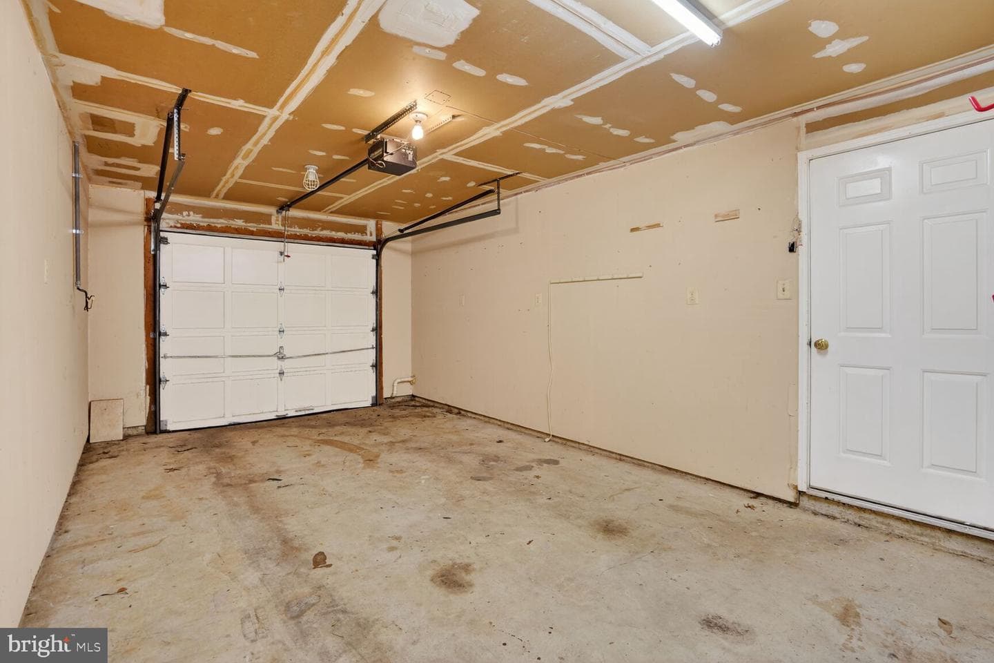 8408 Millwood Drive photo 22