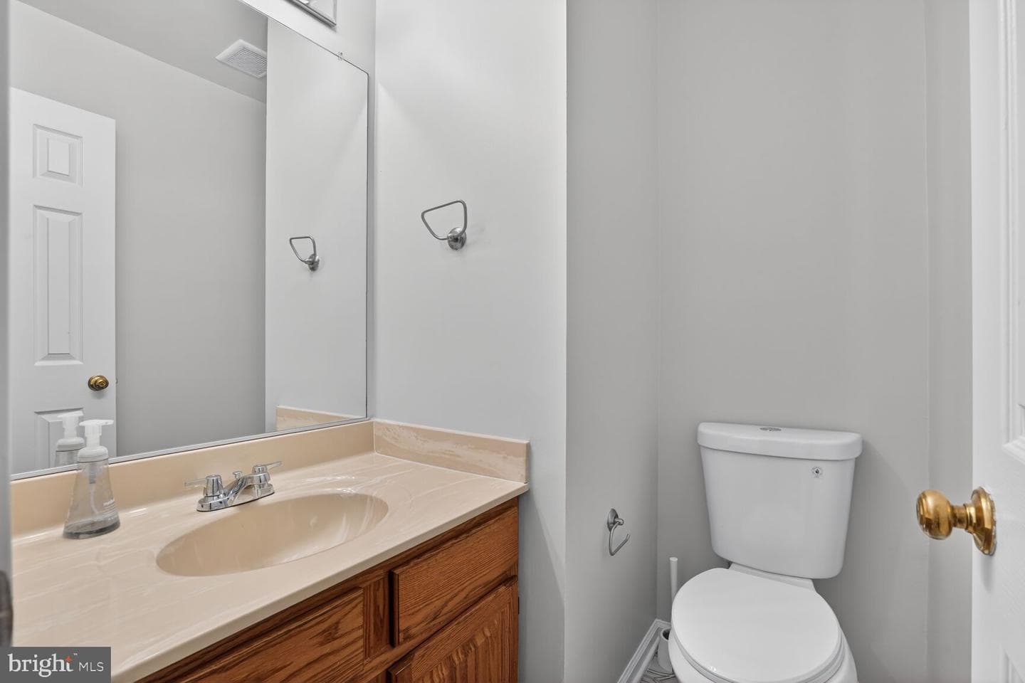 8408 Millwood Drive photo 7