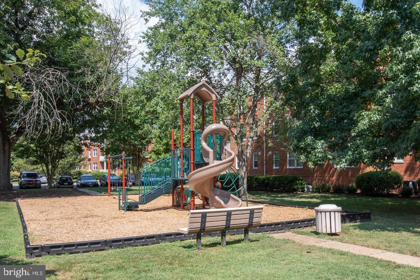 6609 Potomac Avenue #b1 photo 25