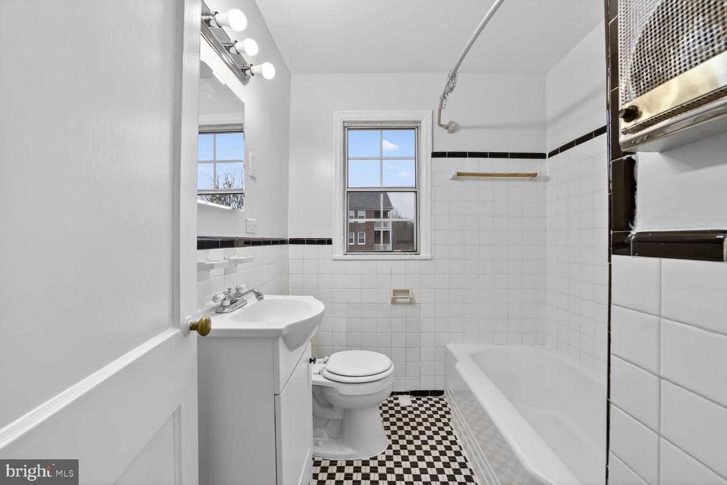 6609 Potomac Avenue #b1 photo 9