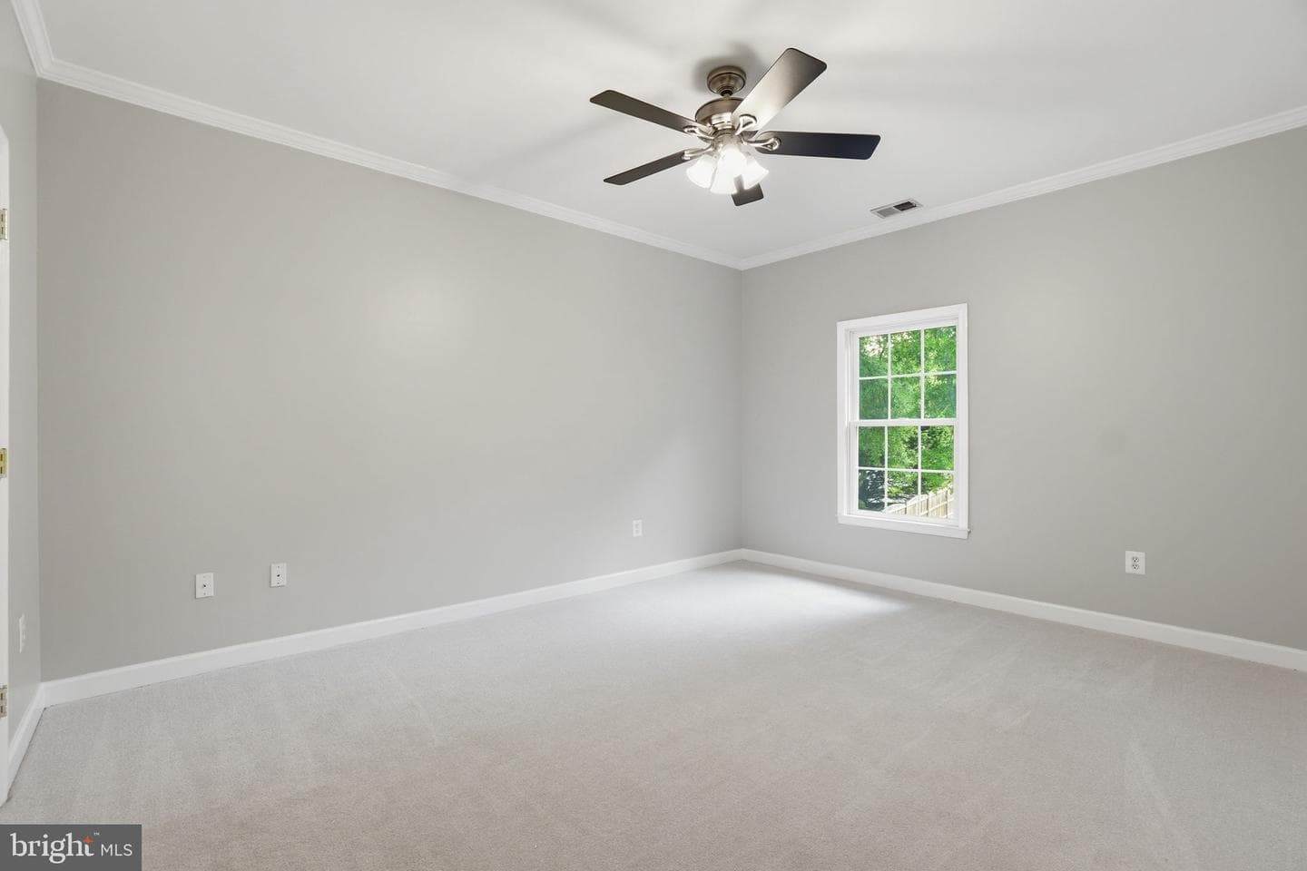 8613 Vernon Avenue photo 24