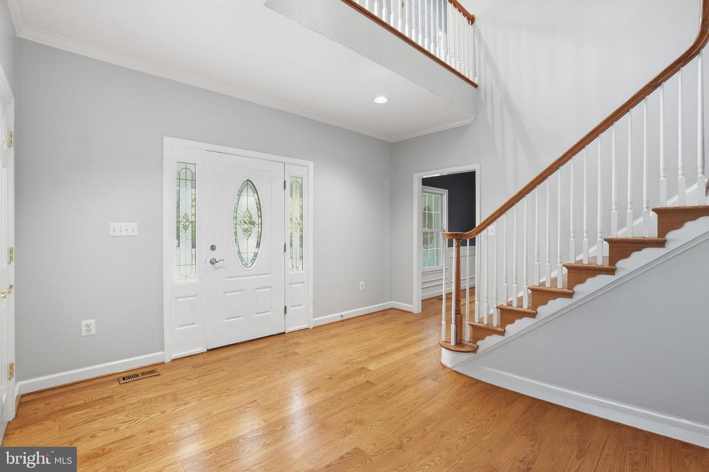 8613 Vernon Avenue photo 5