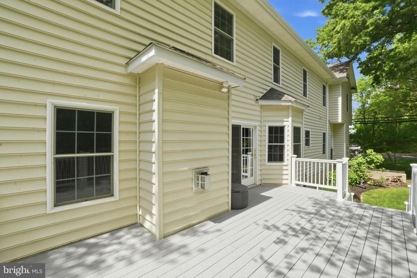 8613 Vernon Avenue photo 50