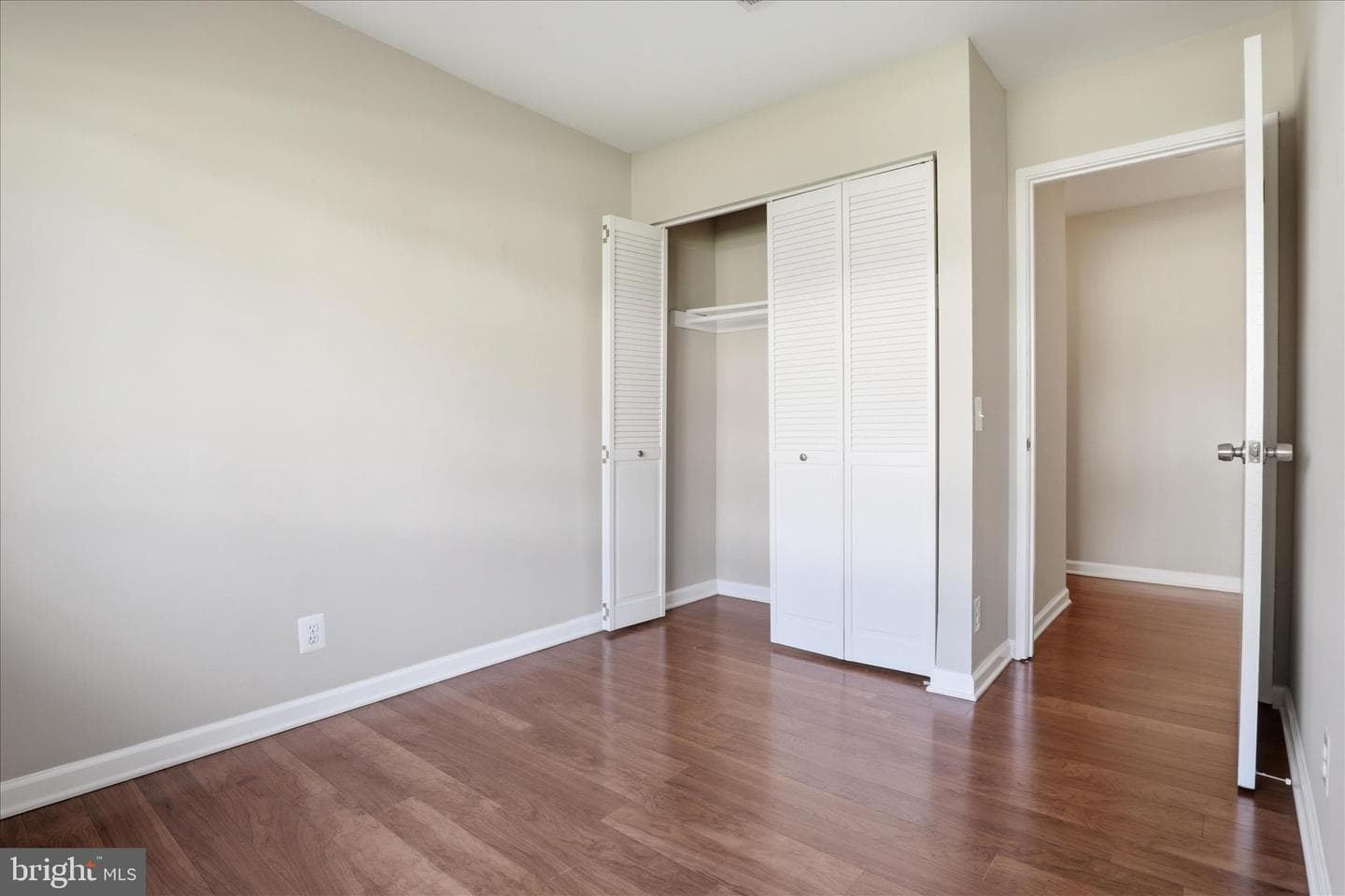 2444 Glengyle Drive #242 photo 15