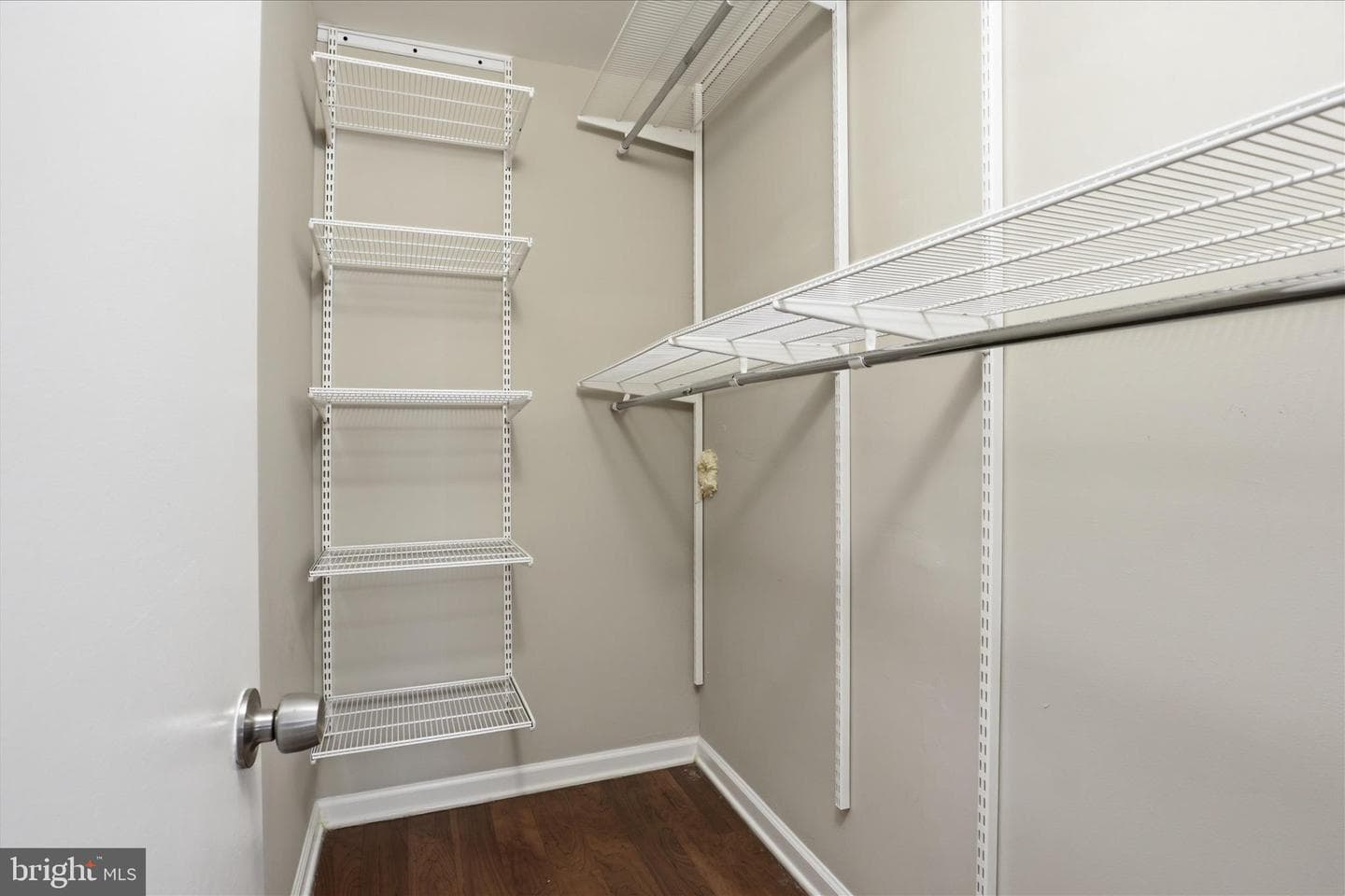 2444 Glengyle Drive #242 photo 18