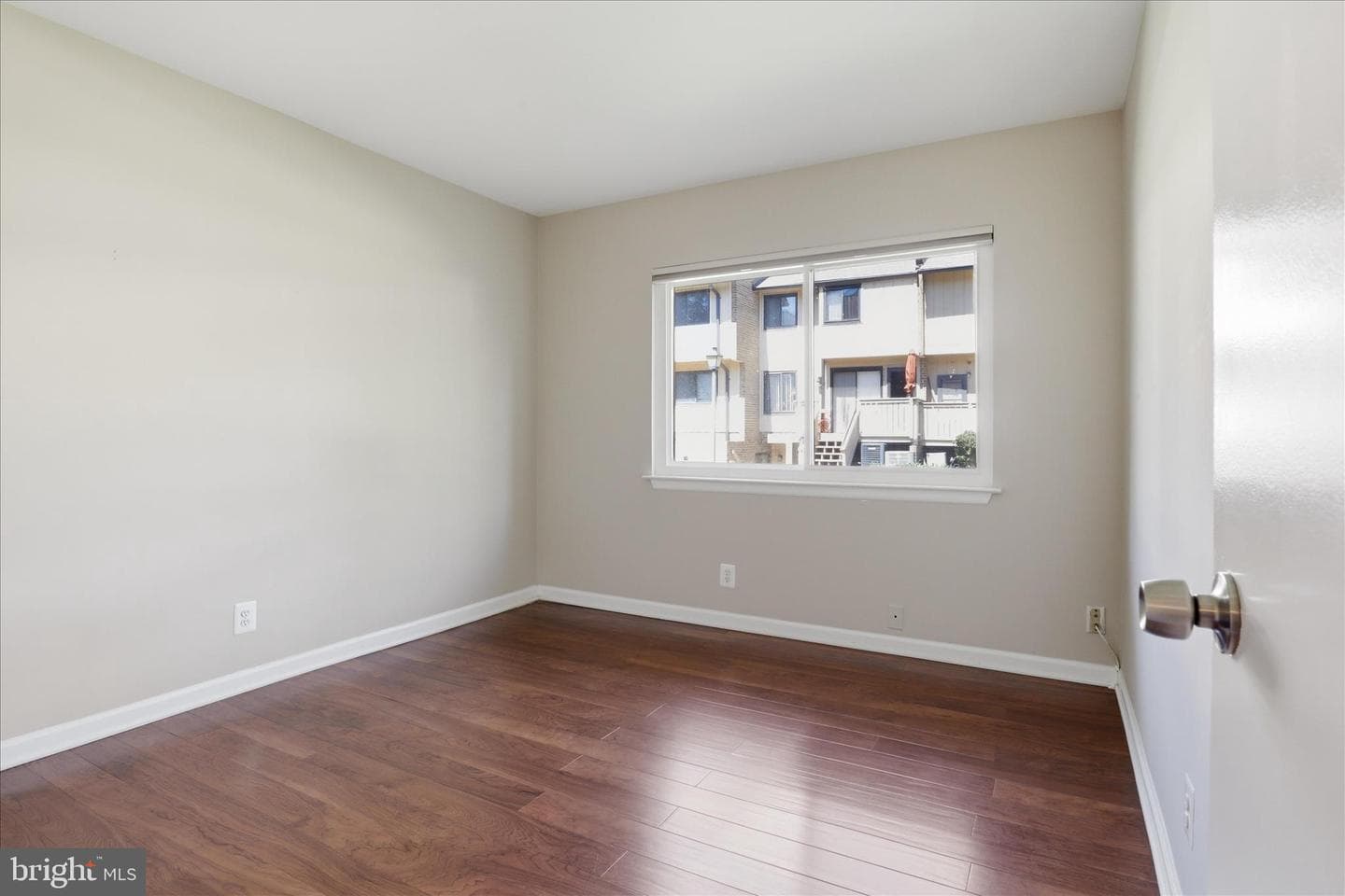 2444 Glengyle Drive #242 photo 23