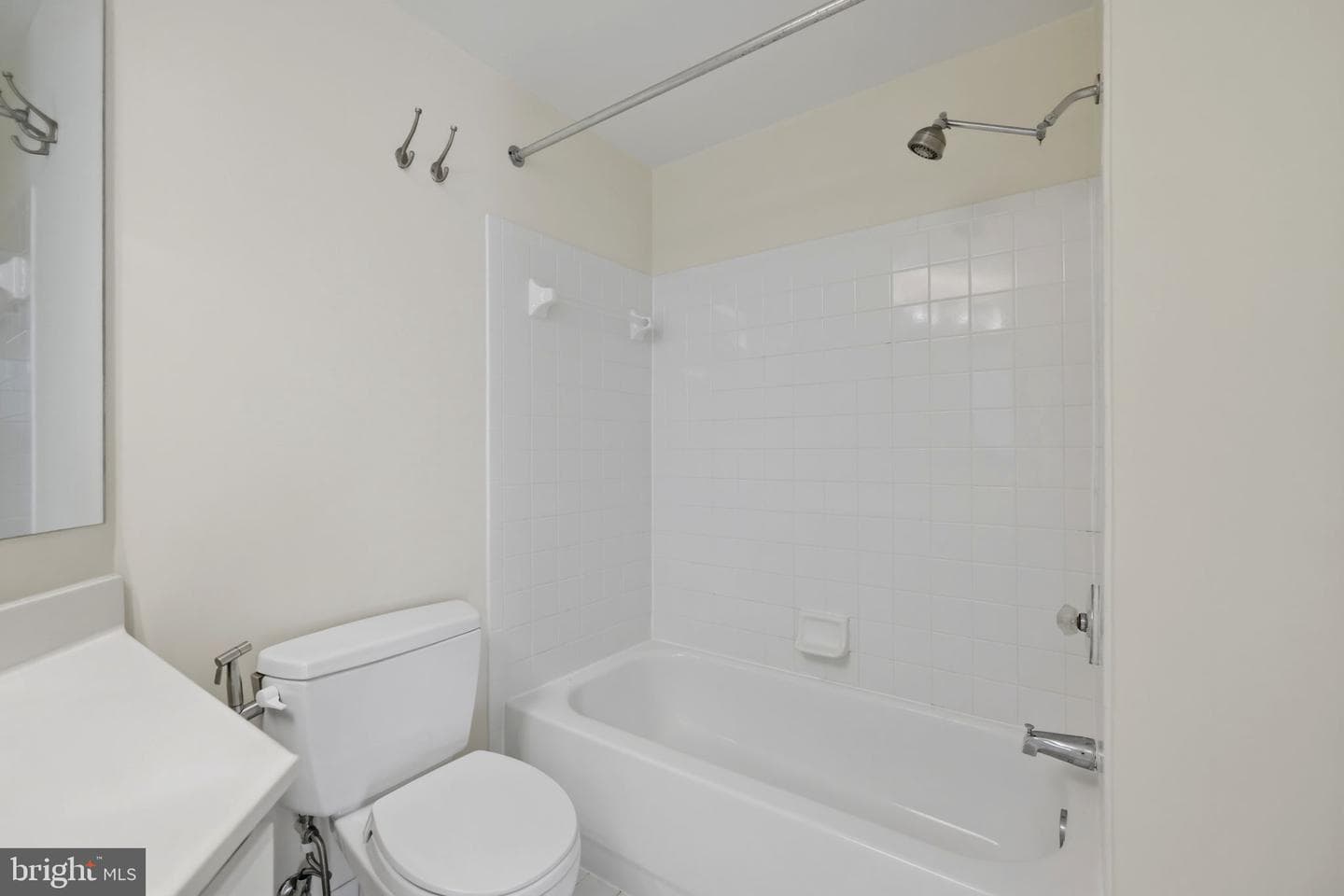 1625 International Drive #316 photo 35