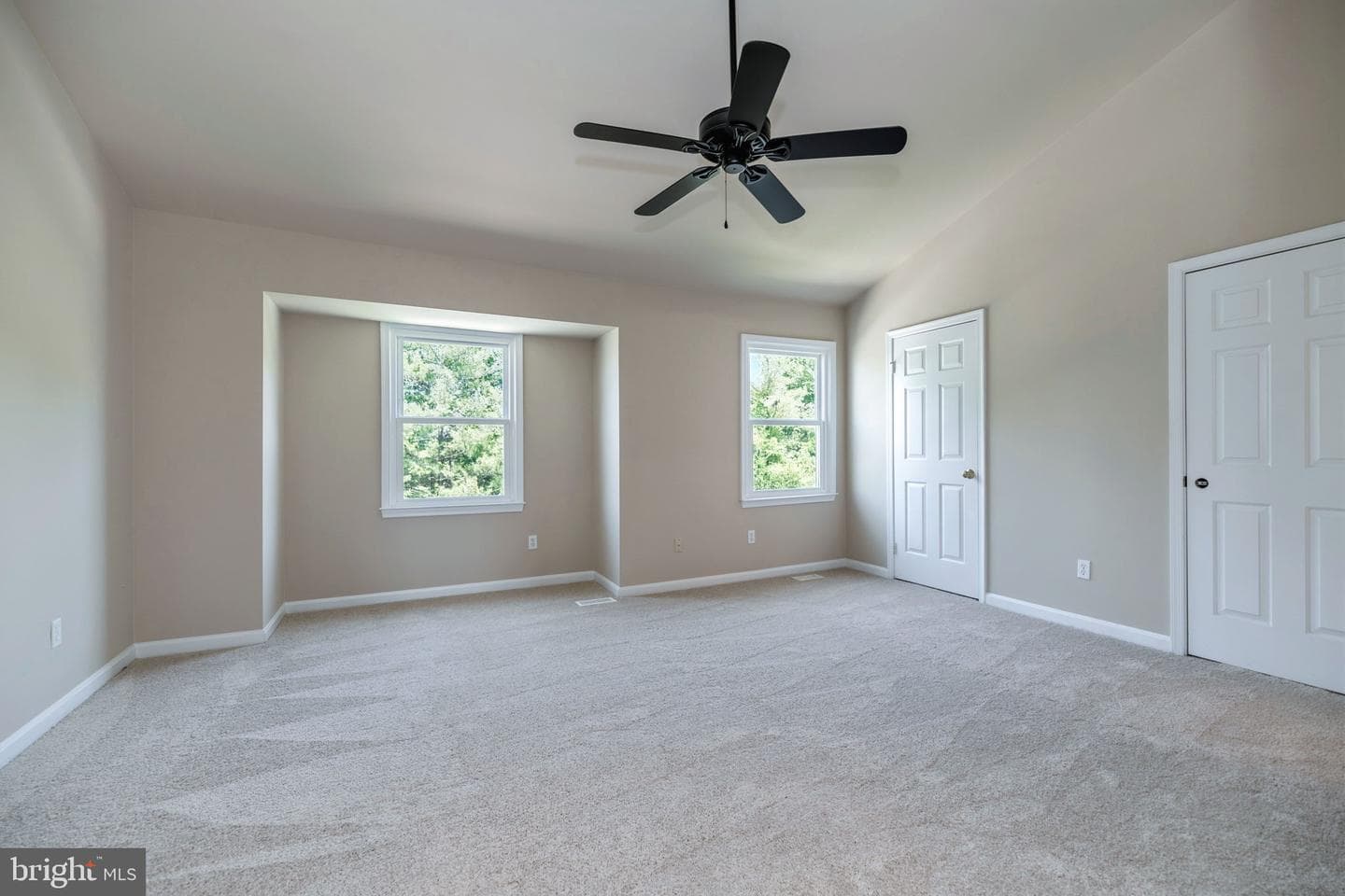 3731 Roxbury Lane photo 15