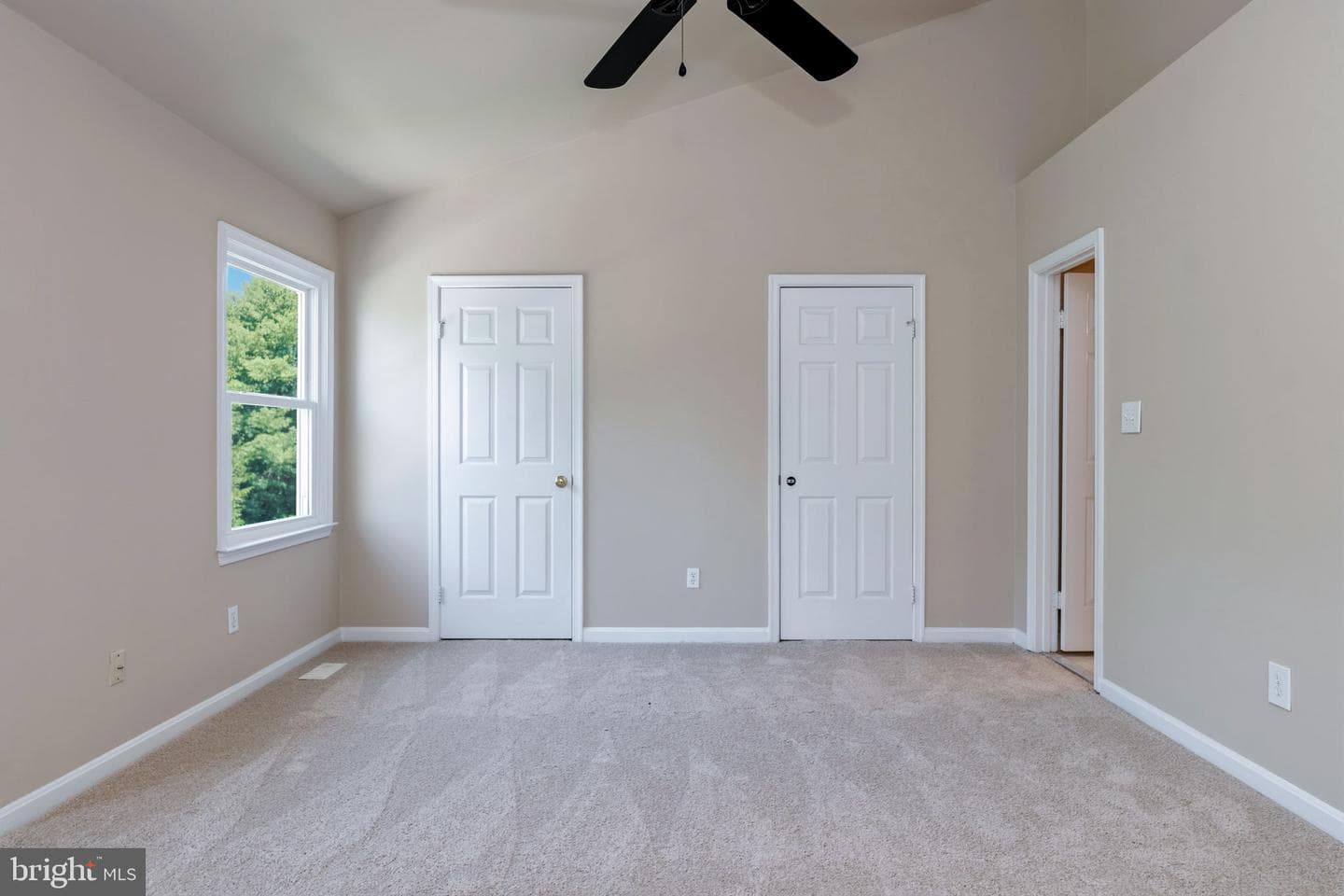 3731 Roxbury Lane photo 16