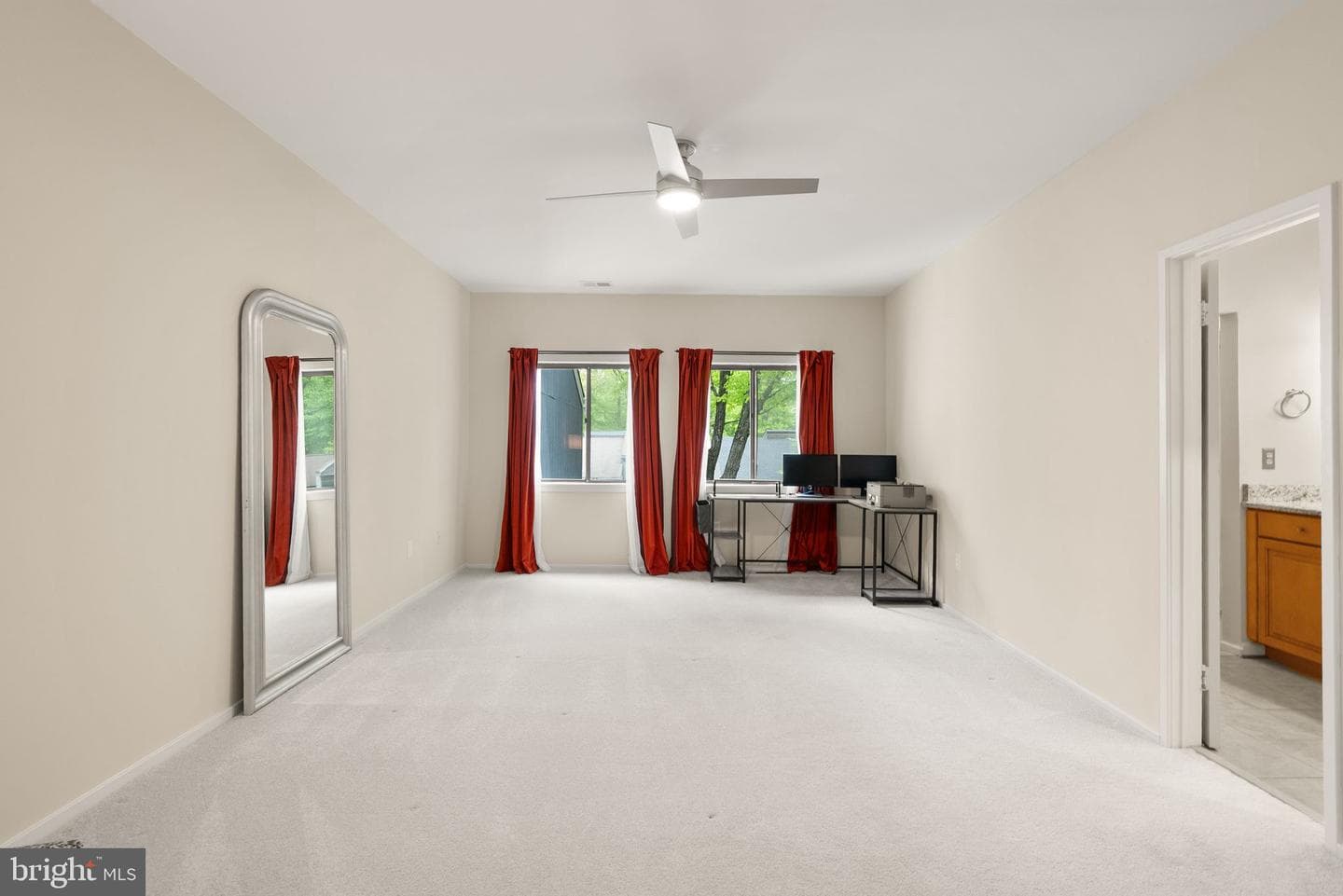 2431 Glade Bank Way photo 32