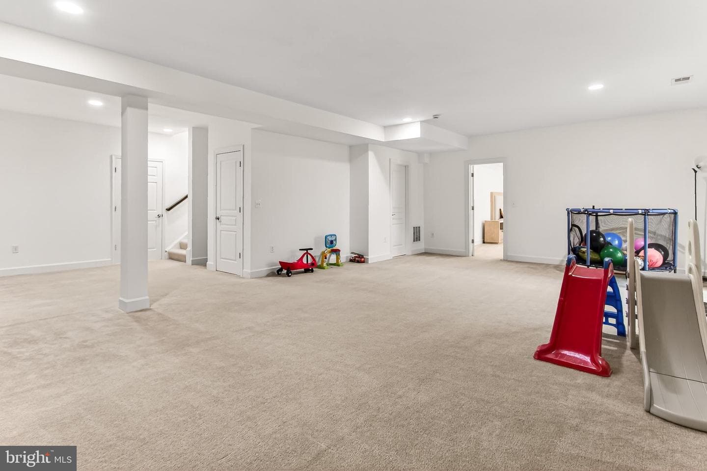 8901 Hargrove Court photo 40