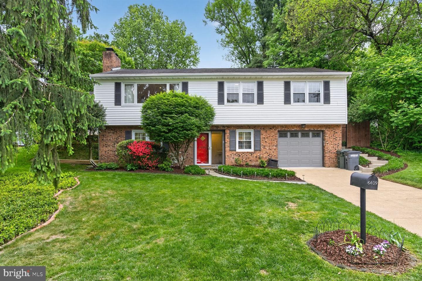 6409 Old Dominion Drive photo 2