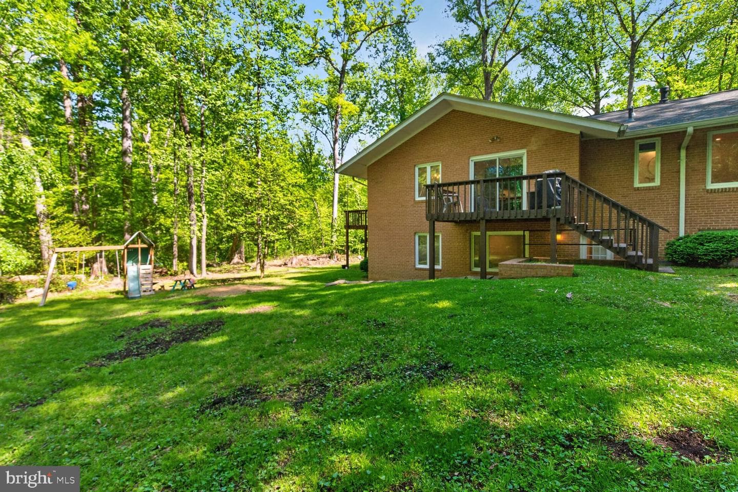 12128 Basset Lane photo 37