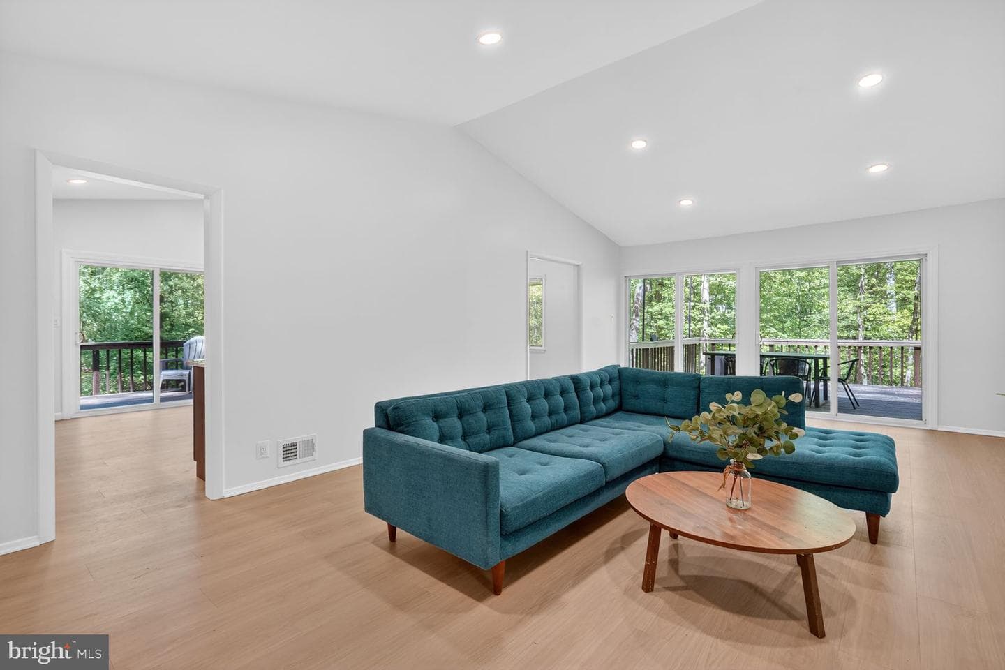 12128 Basset Lane photo 5