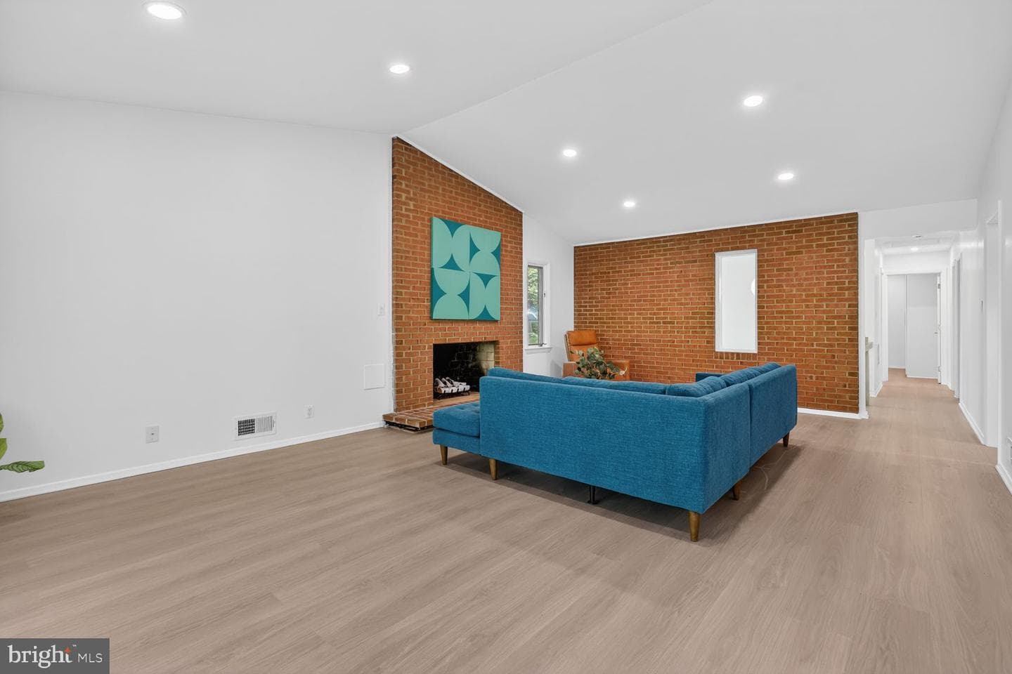 12128 Basset Lane photo 6