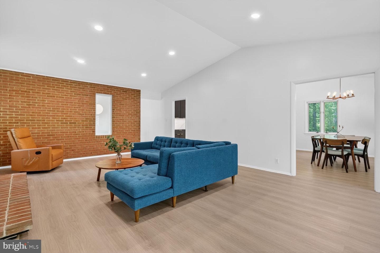 12128 Basset Lane photo 7