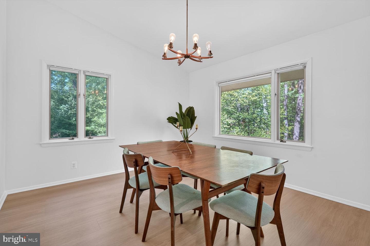 12128 Basset Lane photo 8