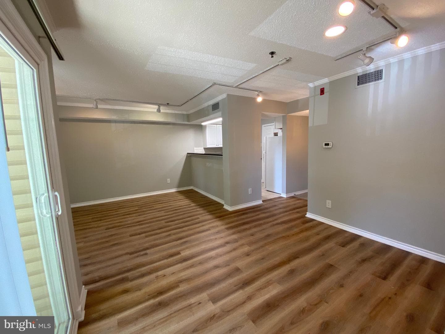 1524 Lincoln Way #209 photo 12