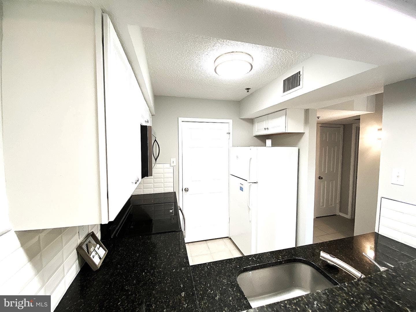 1524 Lincoln Way #209 photo 15