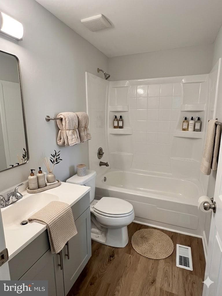 2283 Dosinia Court photo 23