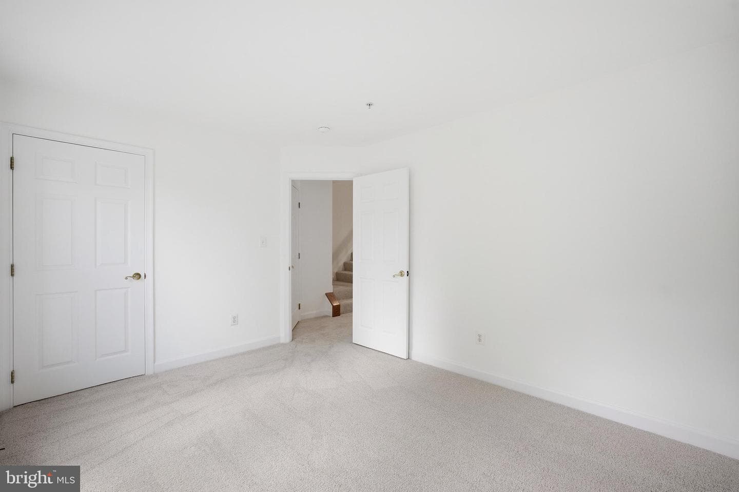 8894 Ashgrove House Lane photo 31