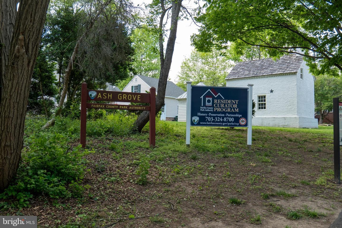8894 Ashgrove House Lane photo 38