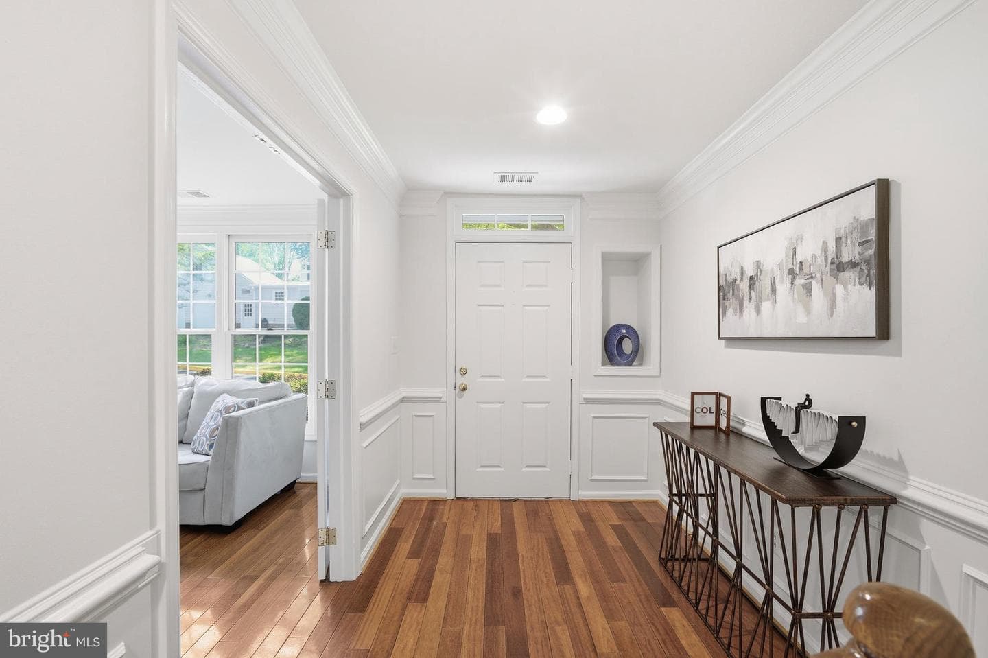 8894 Ashgrove House Lane photo 5