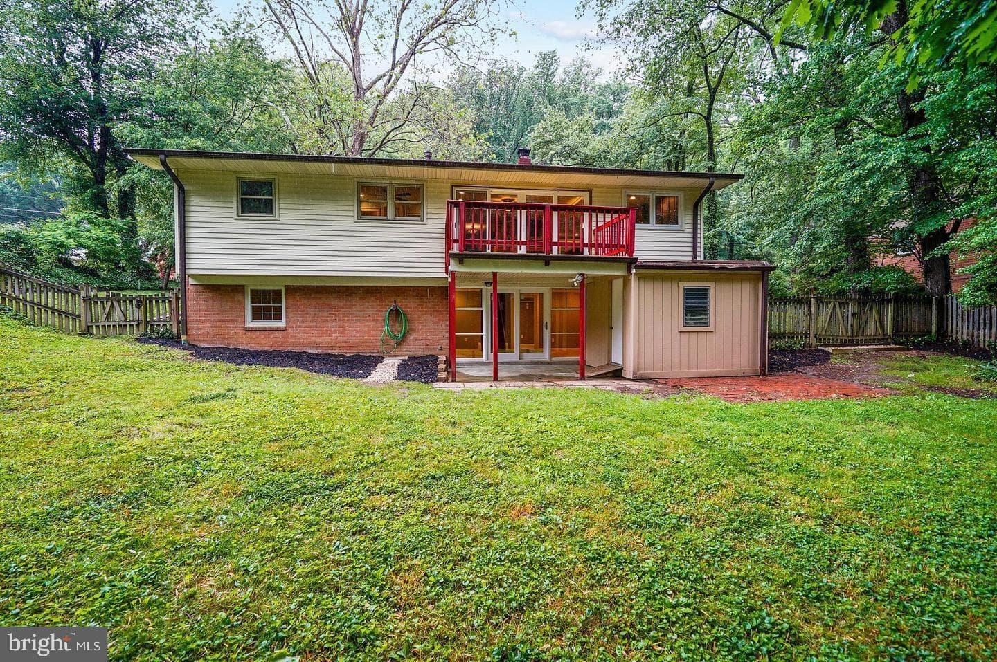 3903 Ivydale Drive photo 10