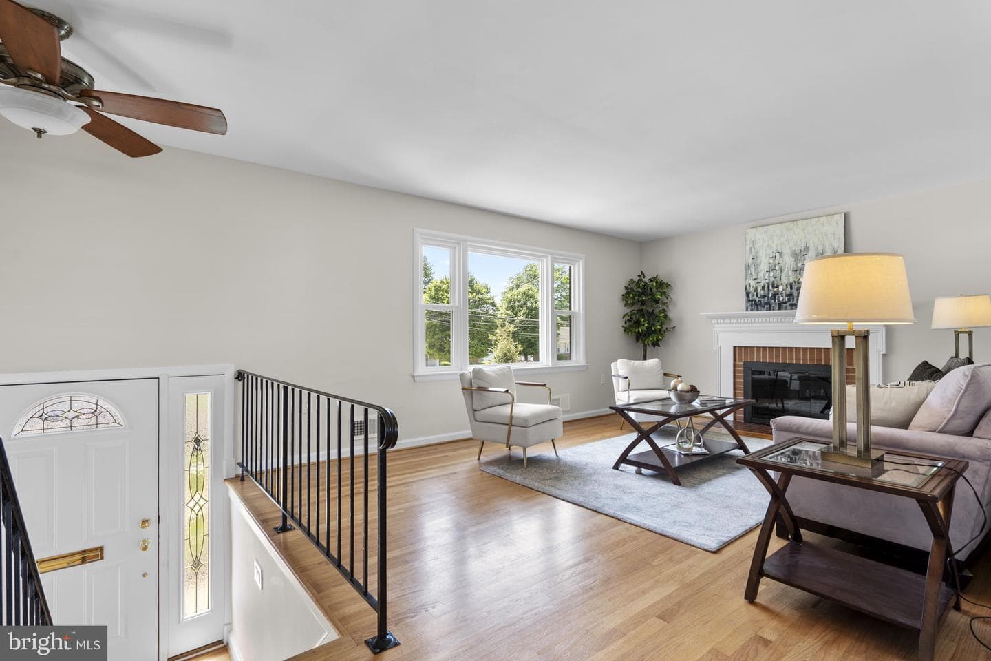 7530 Fairwood Lane photo 4