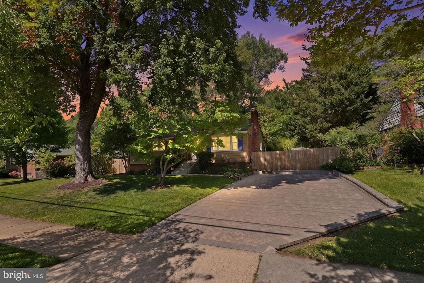 5414 Queensberry Avenue photo 2