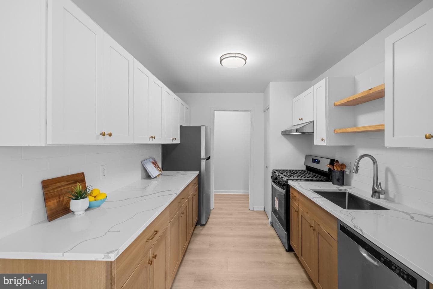 7615 Lee Highway #202 photo 16