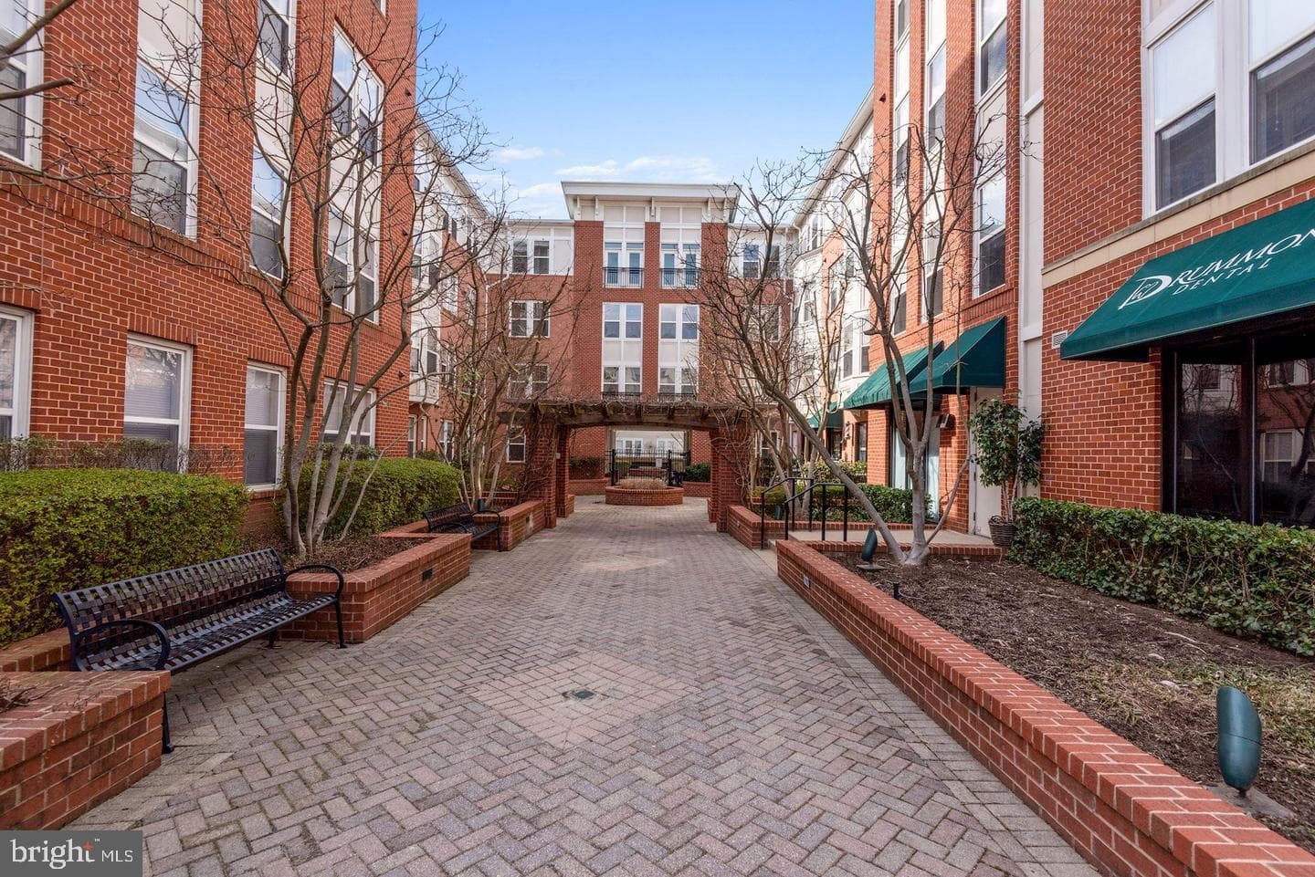 2665 Prosperity Avenue #351 photo 35