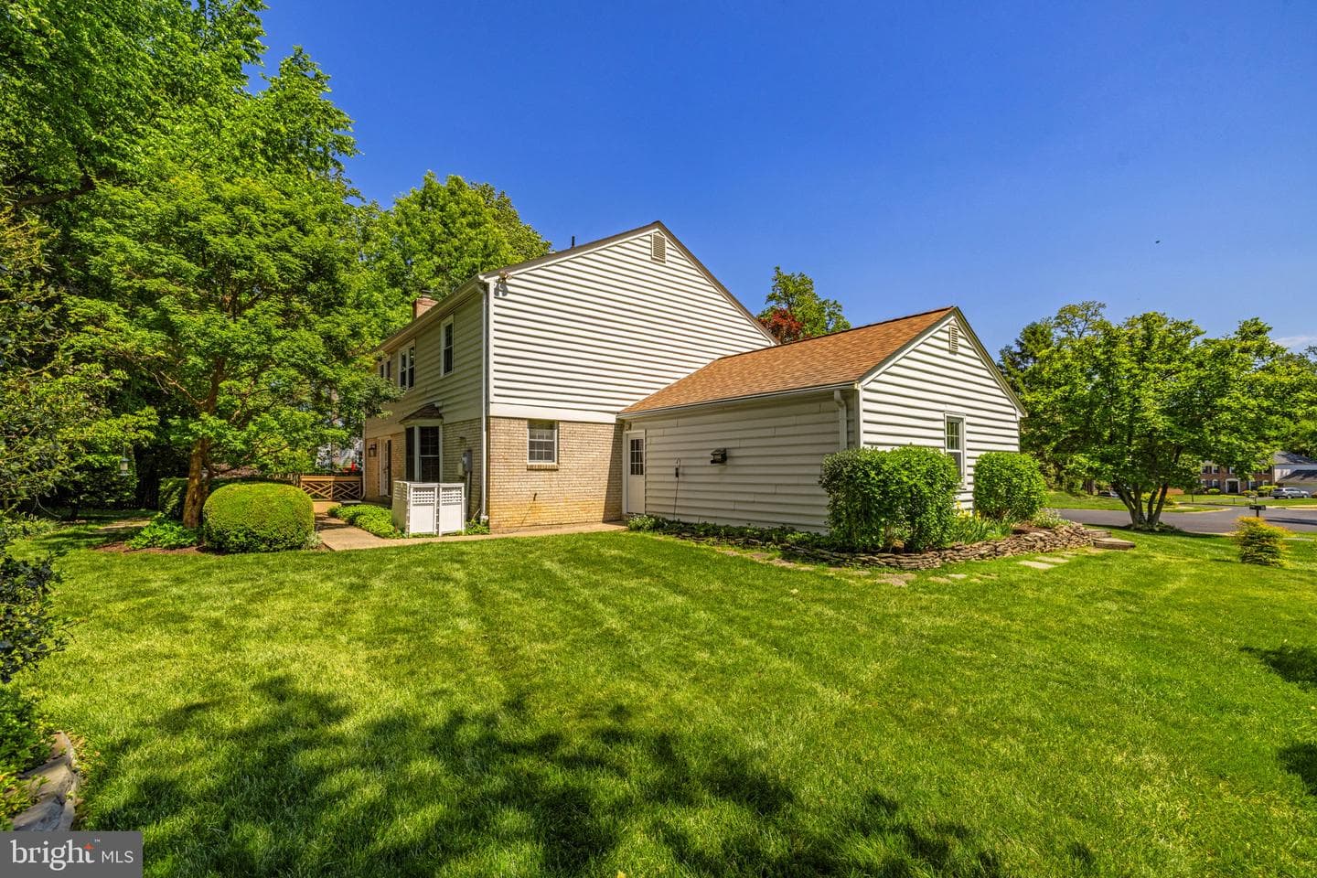 9716 Bunchberry Place photo 116