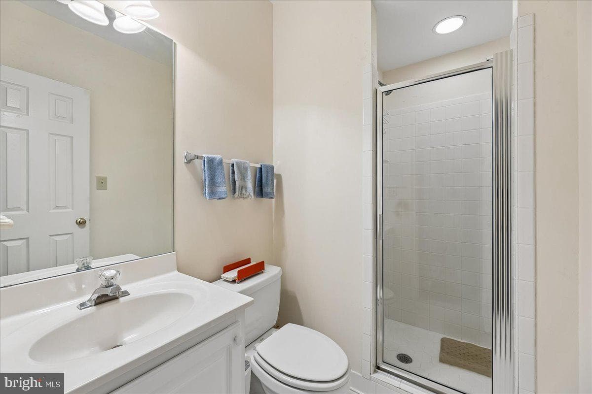 6488 Sharon Kay Court photo 32
